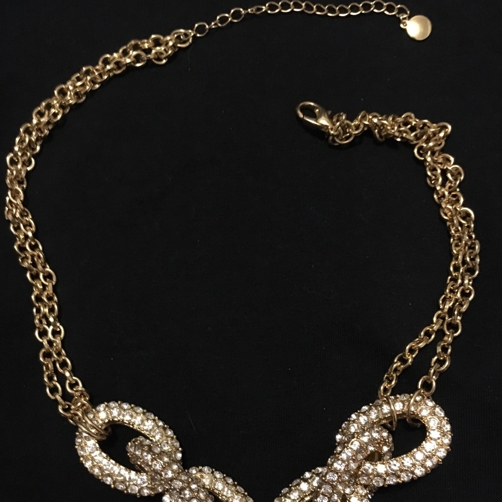 Gold chain necklace with diamonds